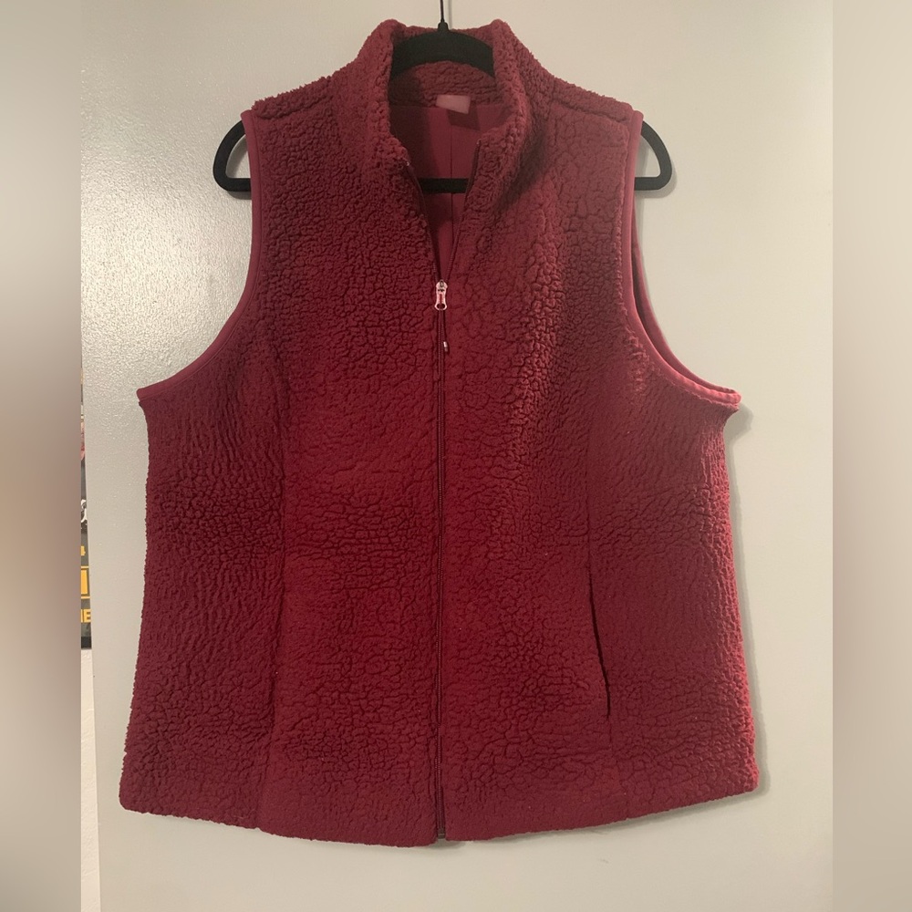 CALIA by Carrie Underwood Burgundy Sherpa Vest